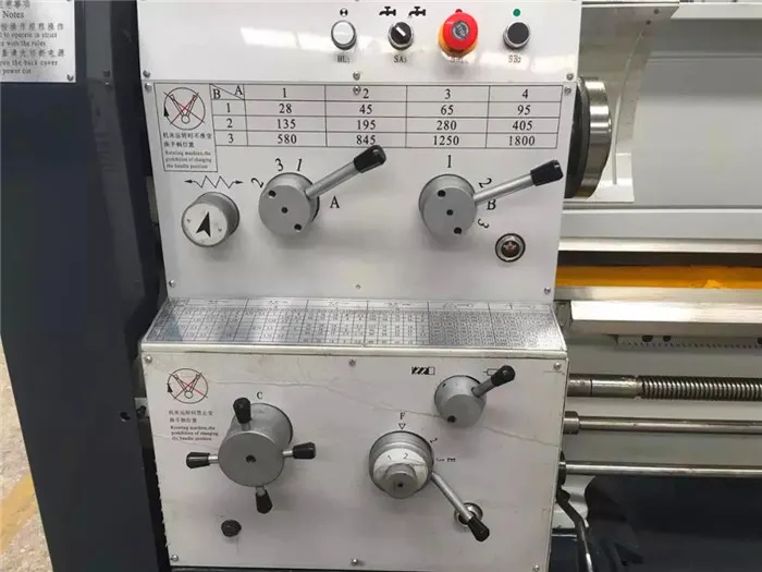 Ca6161 Mini Horizontal CNC Wood Lathe Machine Precision CNC Lathe Machine