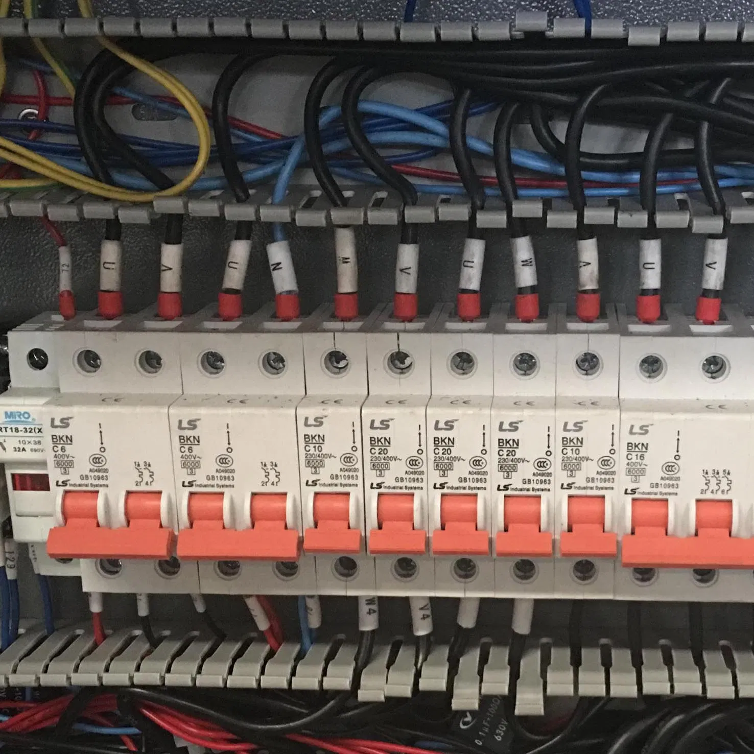 Factory Manufacturer Plastic Cap Making Machine Price