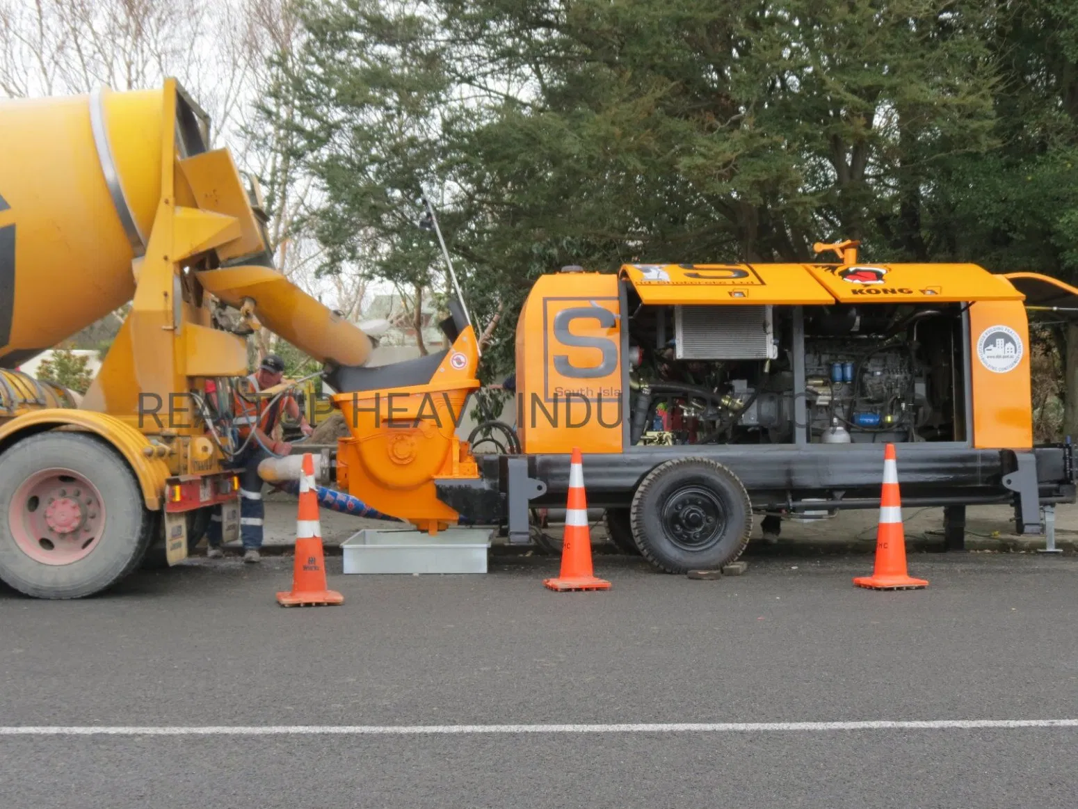 Hbt60.13.90s Trailer Electric Concrete Pump From Realtop