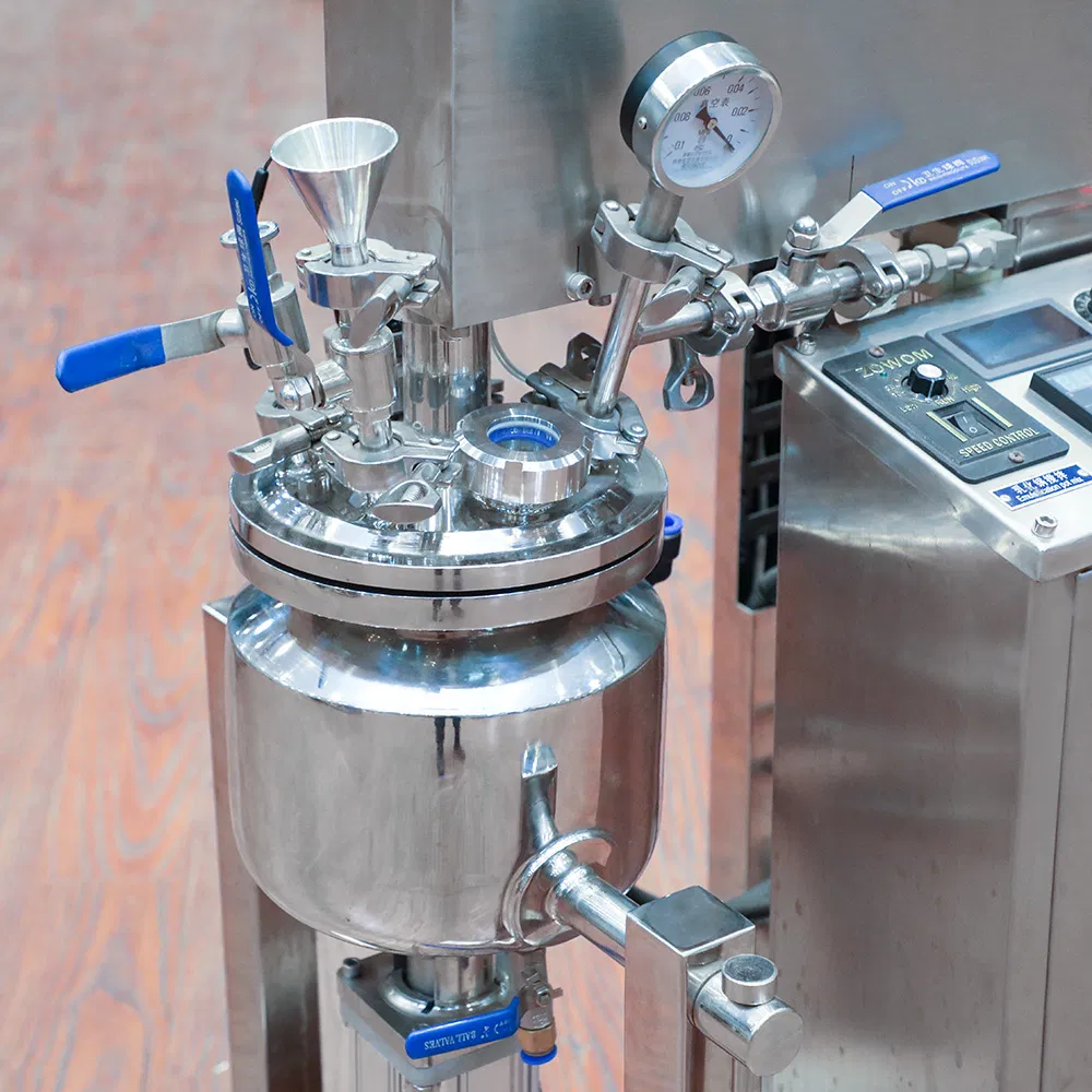 Hot Sell Products Laboratory Sample Vacuum Making Mixer for Cosmetic/Chemical/Pharmacy