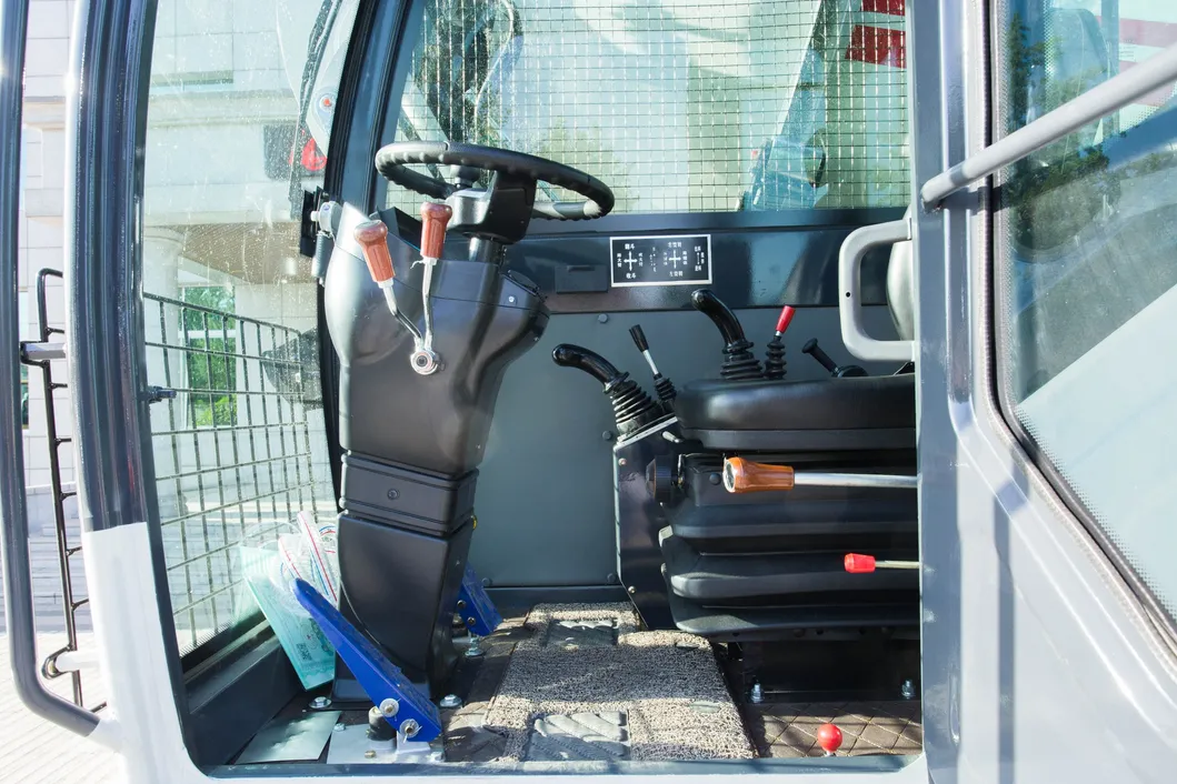 Lgcm 3m3 Self-Loading Concrete Mixer with Diesel Engine