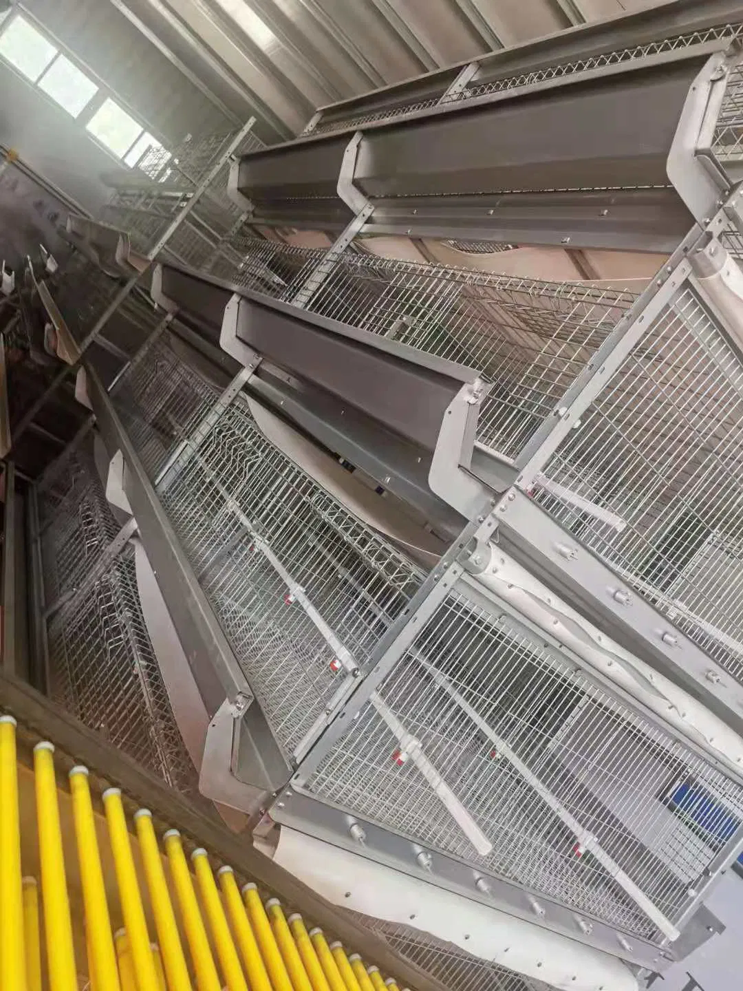 Poultry Farm Equipment Hens Cages Layers Cages Chicken Coops Hot Gavanized Wiremeshes Cages